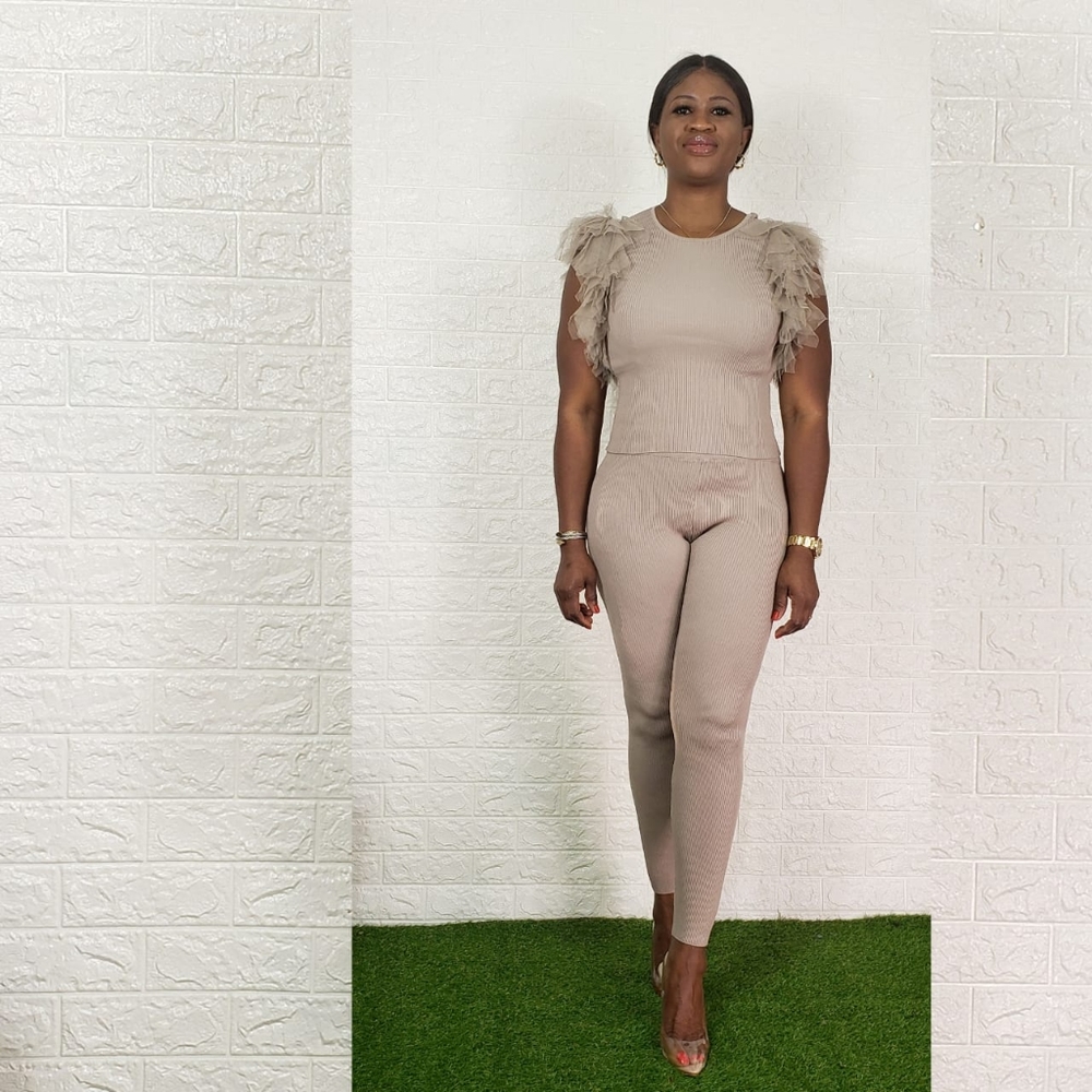 Netted Tier Sleeve Loungewear